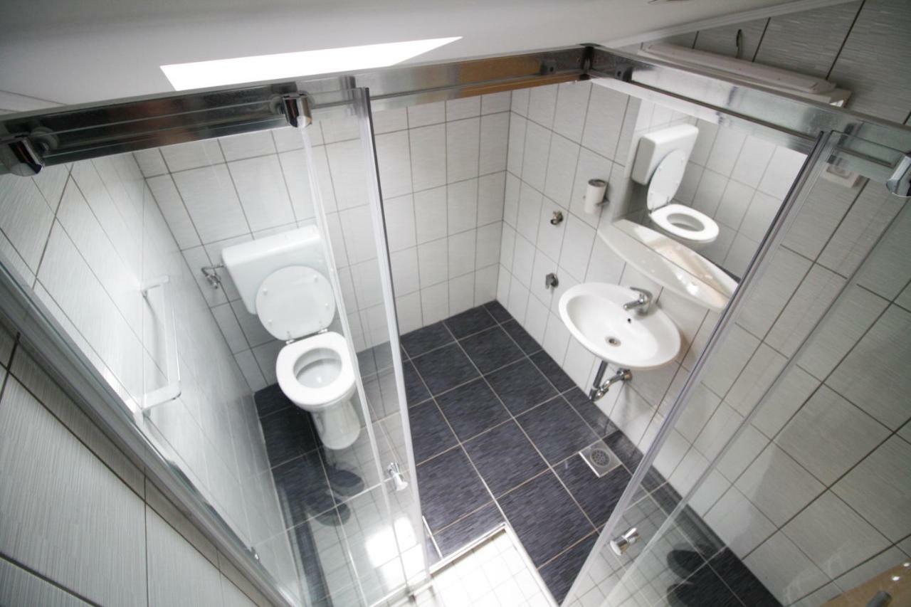 Sebi Apartment 300 M From Beach Rovinj Eksteriør billede